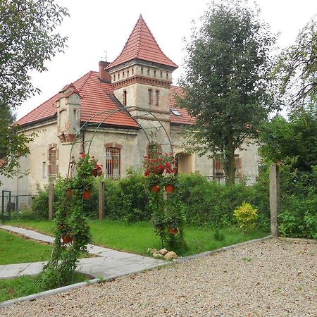 Dwor W Boleniu Villa Exterior photo